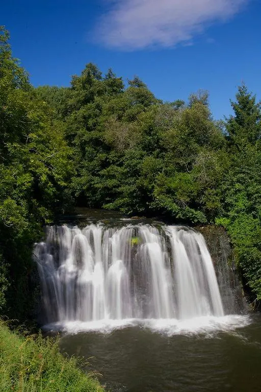 L Oustalou Maison D Hotes De Charme En Auvergne Piscine Privee Chauffee Saint-Nectaire