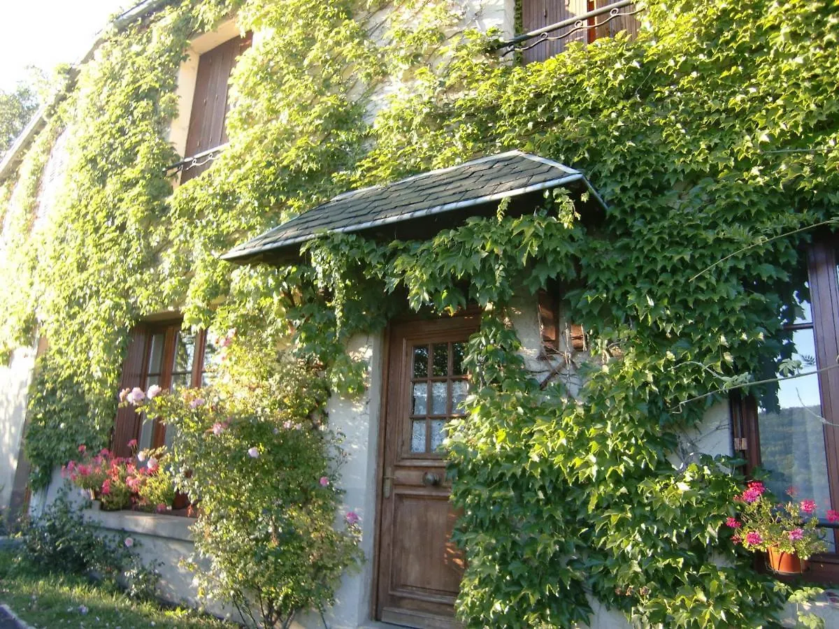 L Oustalou Maison D Hotes De Charme En Auvergne Piscine Privee Chauffee Saint-Nectaire Holiday home